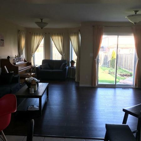 Bed and Breakfast Sweet Dreams Гвелф Екстер'єр фото